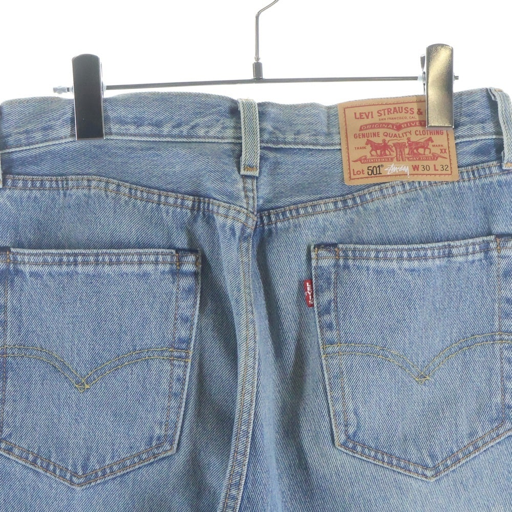 Levi's(リーバイス) ×STUSSY EMBOSSED 501 ステューシー エンボス ボタンフライ ストレートデニムパンツ ジーンズ インディゴ A5218-0000