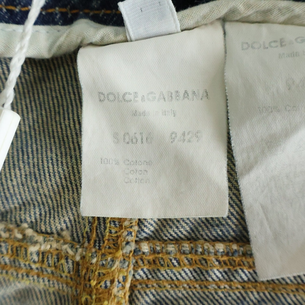 DOLCE & GABBANA(ドルチェアンドガッバーナ) 00S レザーロゴパッチ クラッシュ加工 5ポケット ジップフライ ストレート デニムパンツ インディゴ S0616 9429
