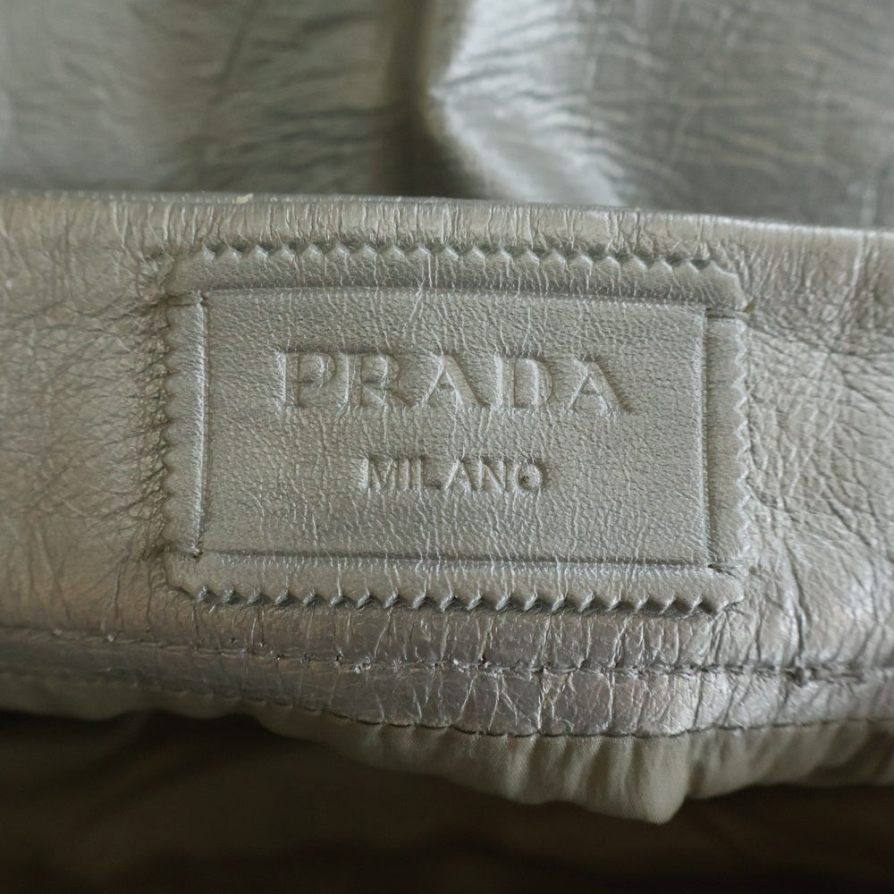 PRADA(プラダ) メタリック加工 ラムレザー ミニスカート シルバー レザー 51775 AW4 レディース