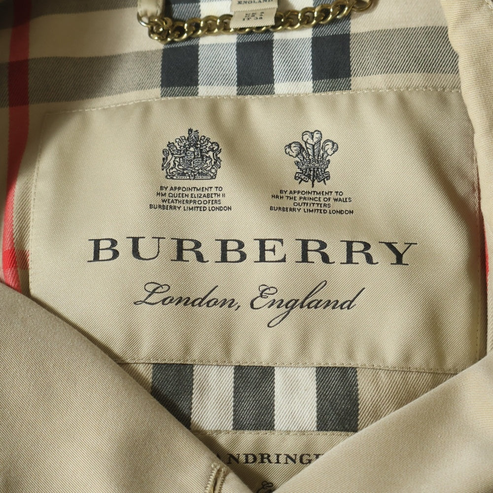BURBERRY(バーバリー) THE SANDRINGHAM GBBURLIMCAS サンドリンガム 裏地ノバチェック エポレット ダブルボタン ロング トレンチコート ベージュ レディース 3900455
