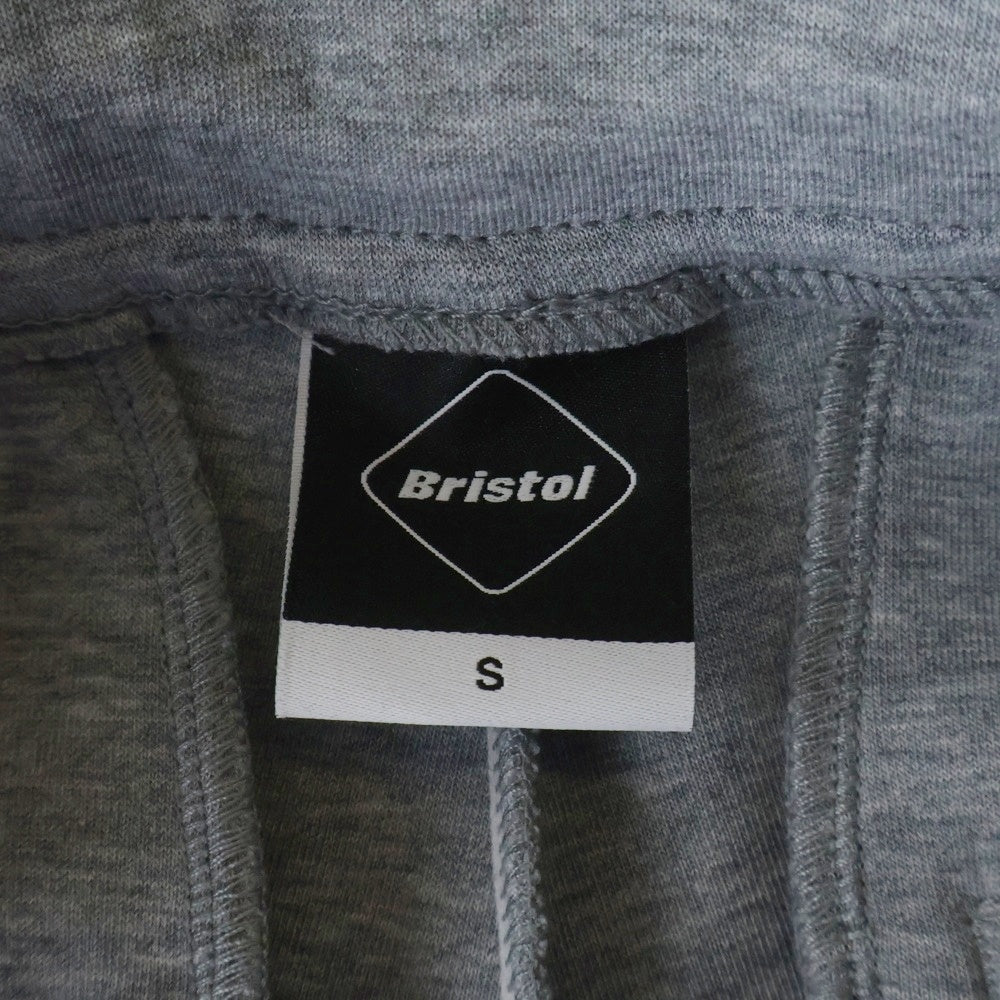 F.C.R.B./F.C.Real Bristol/FCRB(エフシーアールビー/エフシーレアルブリストル) 25SS TECH SWEAT TRAINING PANTS テックスウェット トレーニングパンツ グレー FCRB-250039