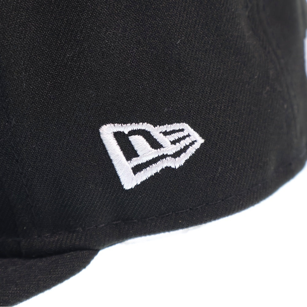 SUPREME(シュプリーム) 24SS×NEW ERA Futura Cap ニューエラ フーチュラ ロゴ刺繍 6パネル ベースボール キャップ 帽子 ブラック