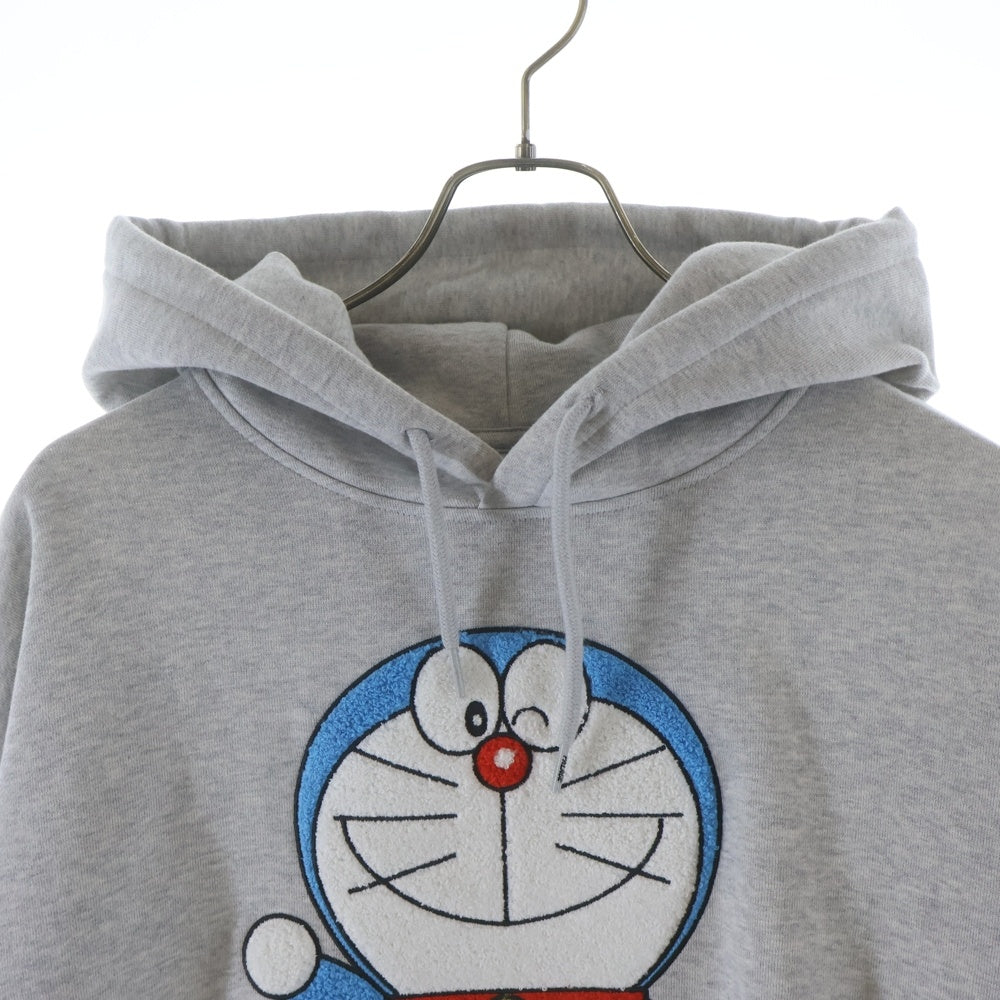 Palace Skateboards(パレススケートボーズ) 25AW ×DORAEMON HOOD ドラえもん 袖ロゴ プルオーバースウェットパーカー フーディー グレー P29CS032