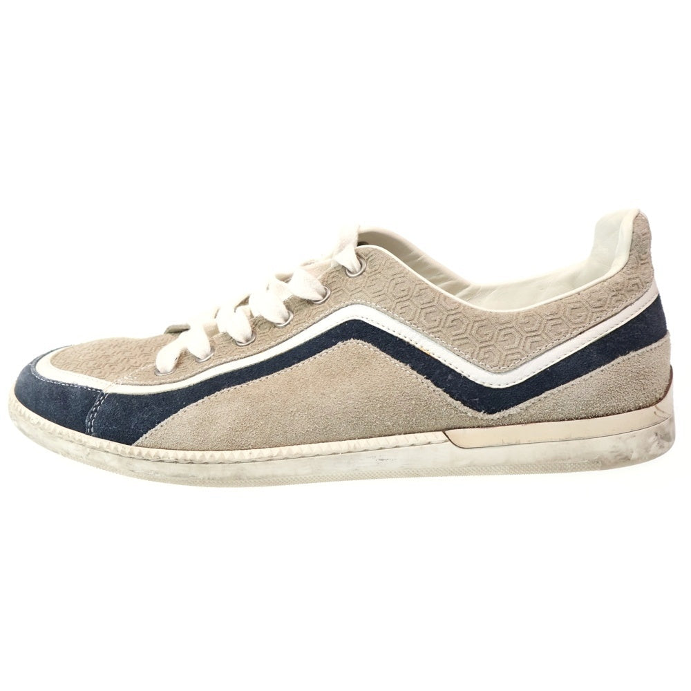 GUCCI(グッチ) ロゴエンボス総柄 スエードレザー ローカットスニーカー ベージュ