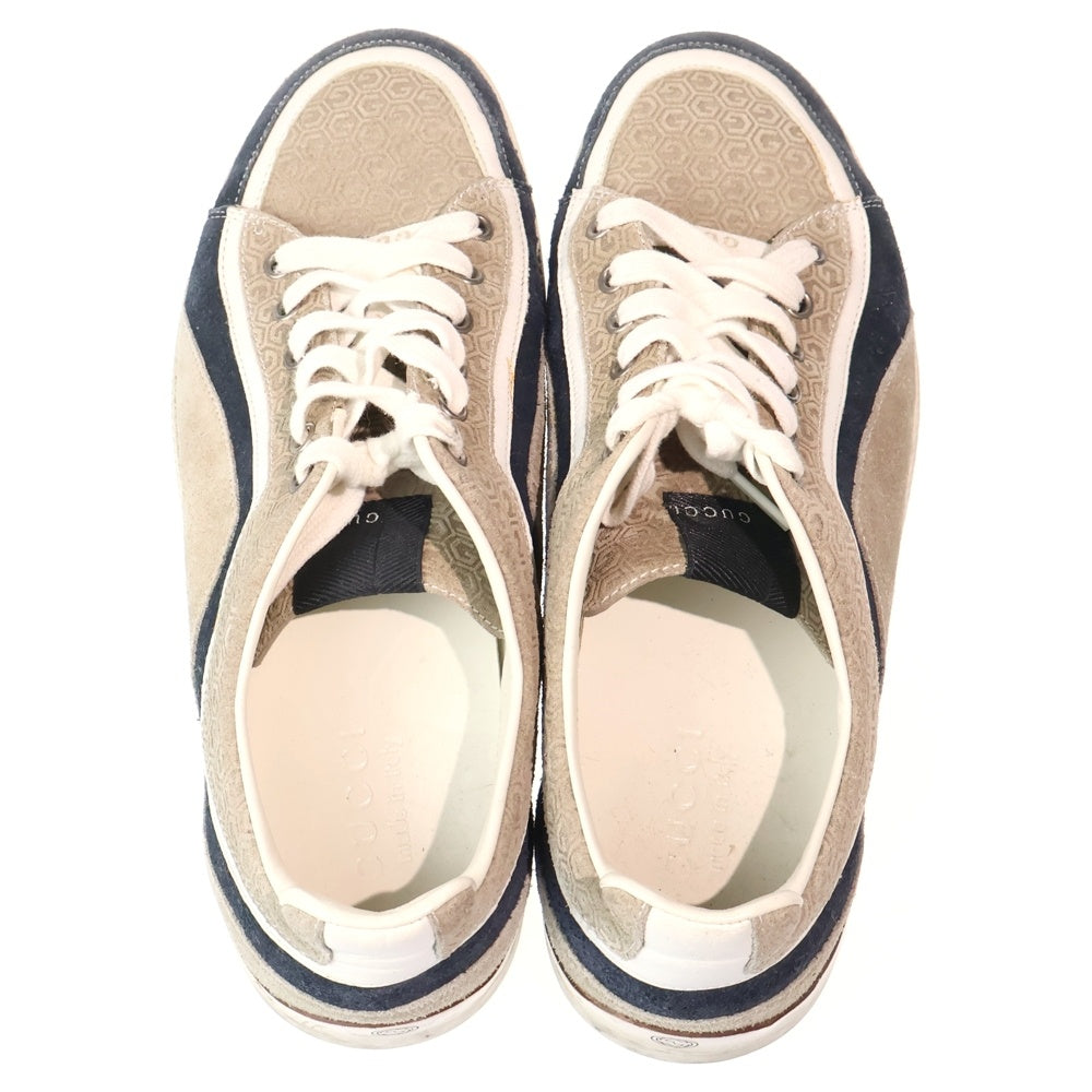 GUCCI(グッチ) ロゴエンボス総柄 スエードレザー ローカットスニーカー ベージュ