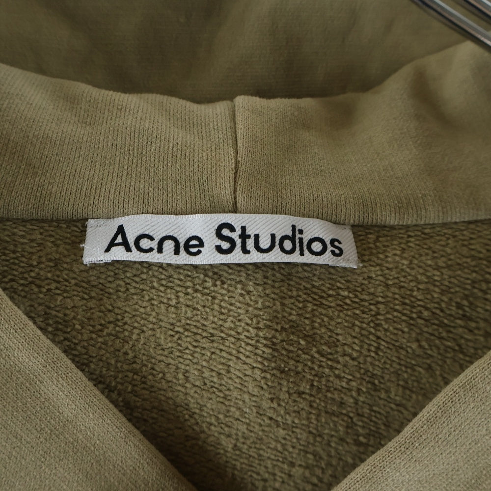 Acne Studios(アクネ ストゥディオズ) 25SS フロントスタッズロゴ プルオーバースウェットパーカー フーディー カーキ FN-UX-SWEA000062