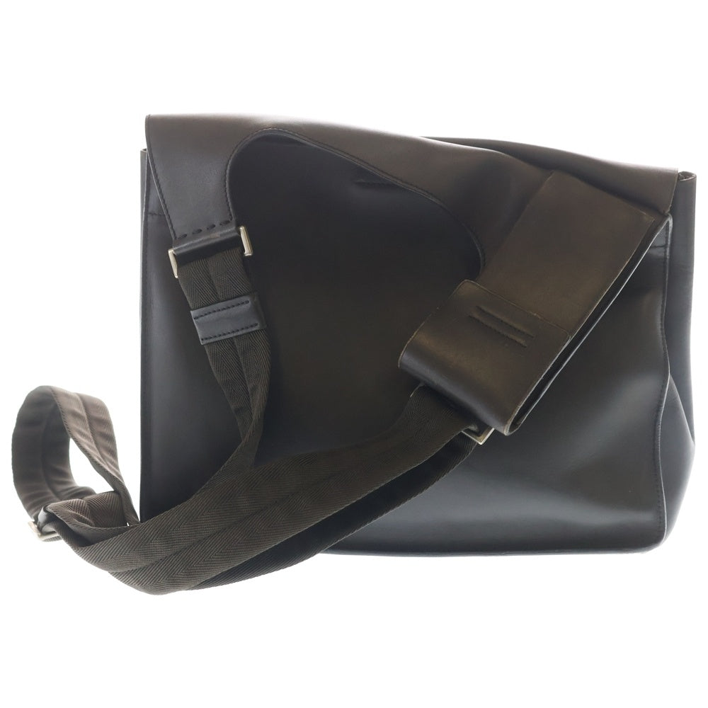 PRADA(プラダ) レザー シルバー金具 スリングショルダーバッグ ブラック レディース
