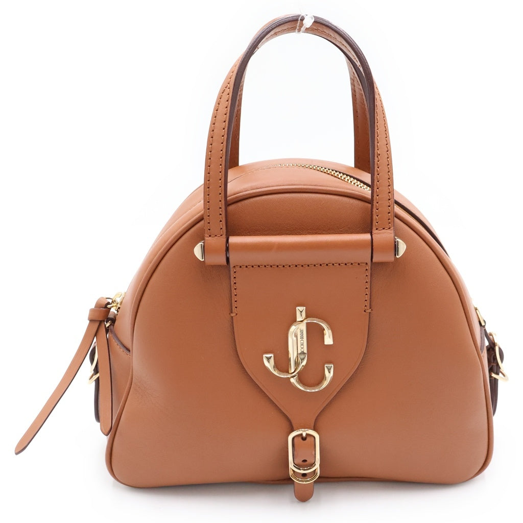 JIMMY CHOO(ジミーチュウ) VARENNE BOWLING ヴァレンヌ ボーリング ロゴ ゴールド金具 カーフレザー ショルダーストラップ 2WAY ハンドバッグ ブラウン レディース
