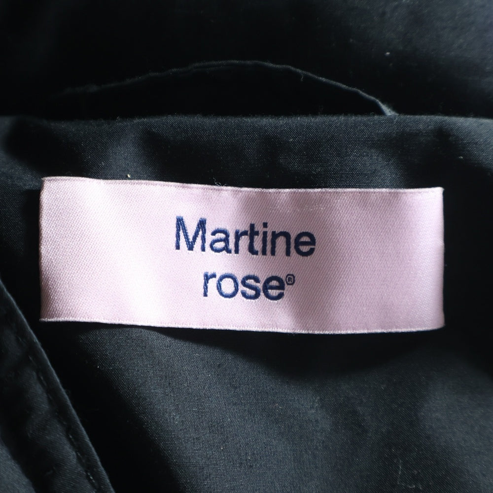 MARTINE ROSE マーティンローズ DOLL PUFFER ドール ロゴエンブロイダリー ジップアップ パファー ジャケット ブラック MARTINE ROSE(マーティンローズ) DOLL PUFFER ドール ロゴエンブロイ