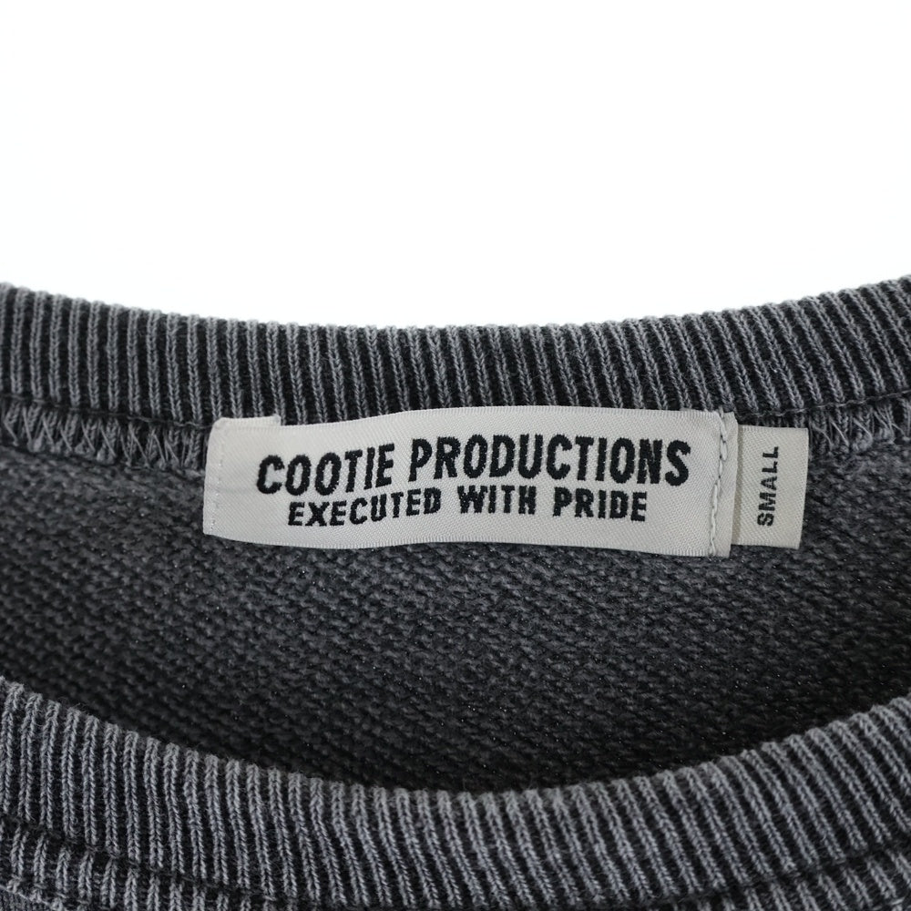COOTIE PRODUCTIONS(クーティー プロダクションズ) PIGMENT DYED OPEN END YARN SWEAT CREW ピグメントダイ オープンエンドヤーン コットン ロゴプリント クルーネックスウェットシャツ グレー