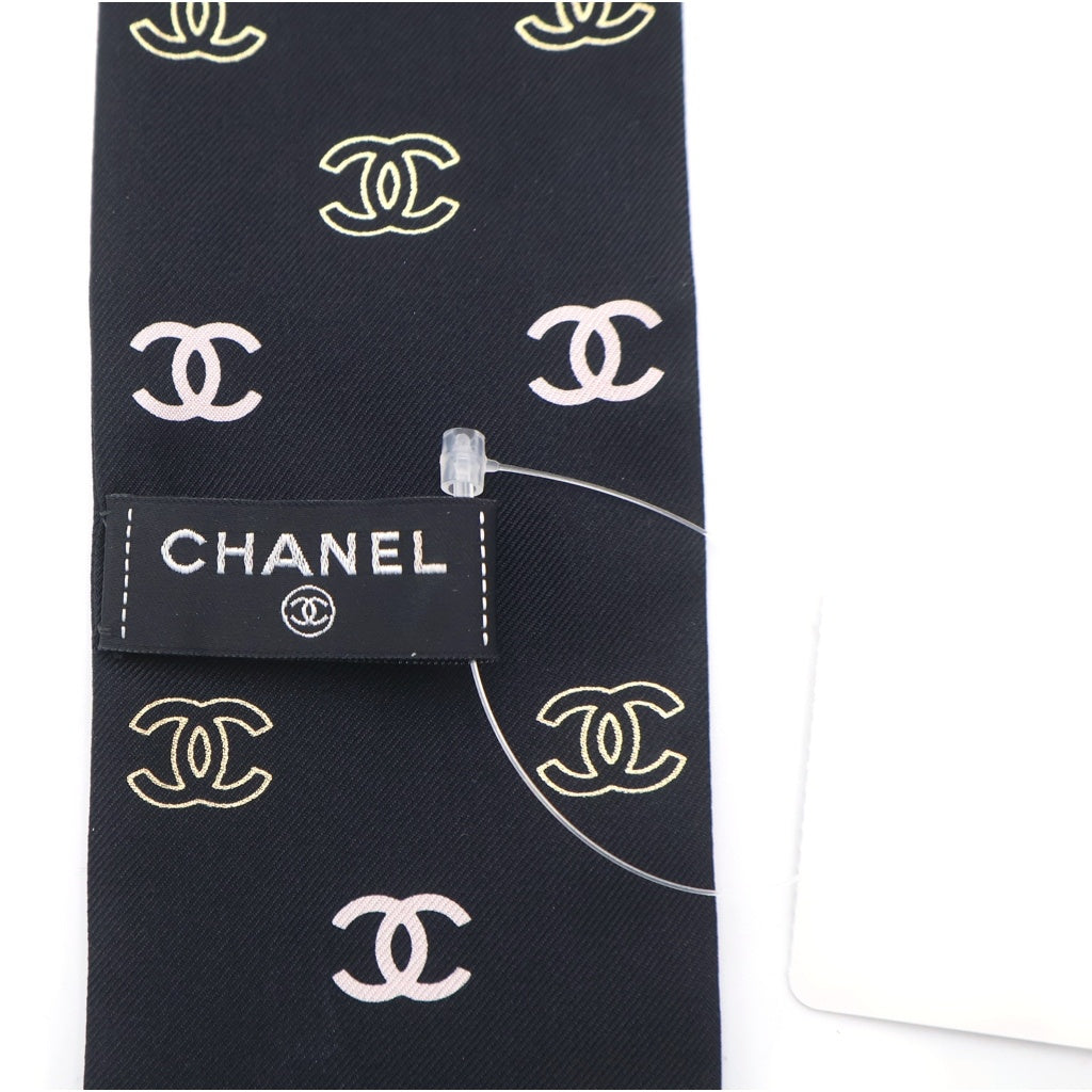 CHANEL(シャネル) 25S ココマーク クローバー シルク ツイリースカーフ ブラック/ピンク レディース