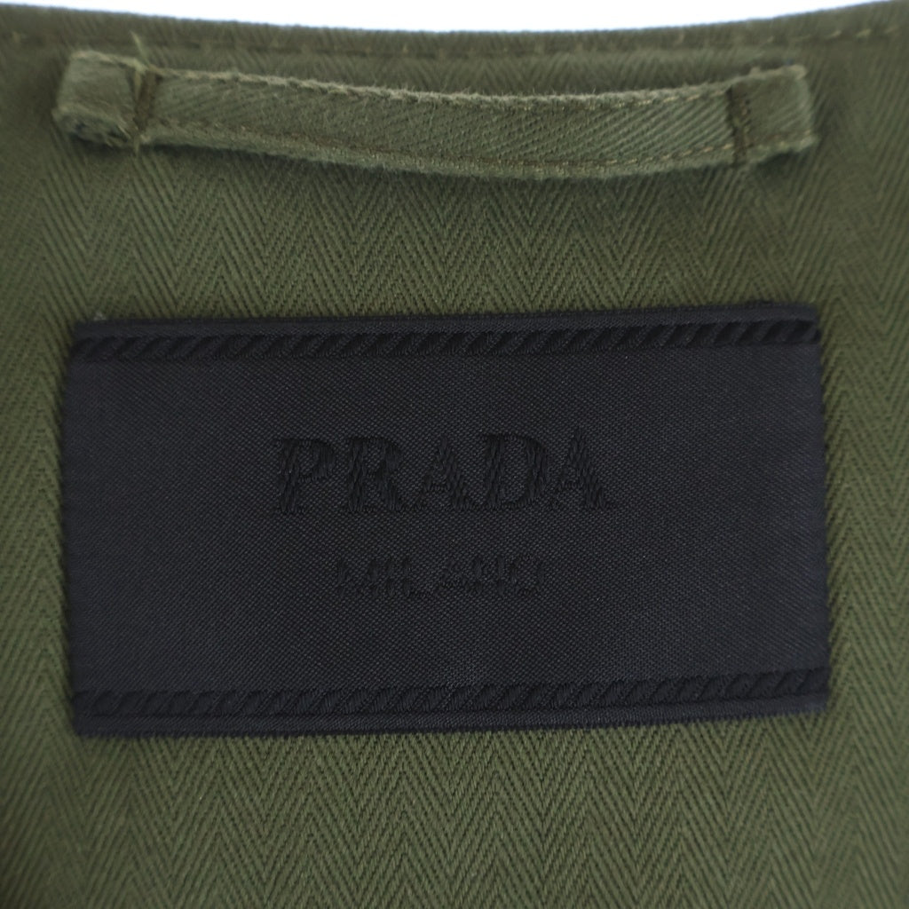 PRADA(プラダ) 胸トライアングルロゴ ジップアップコットンベスト カーキ SGC545