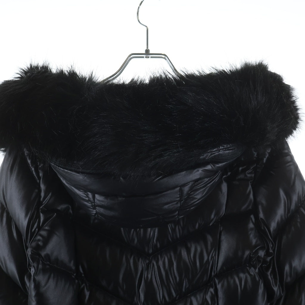 MONCLER(モンクレール) 24AW FULMARUS ロゴワッペン付ファーフーデッドダウンコート ダウンジャケット ブラック レディース J20931C00037 C0065