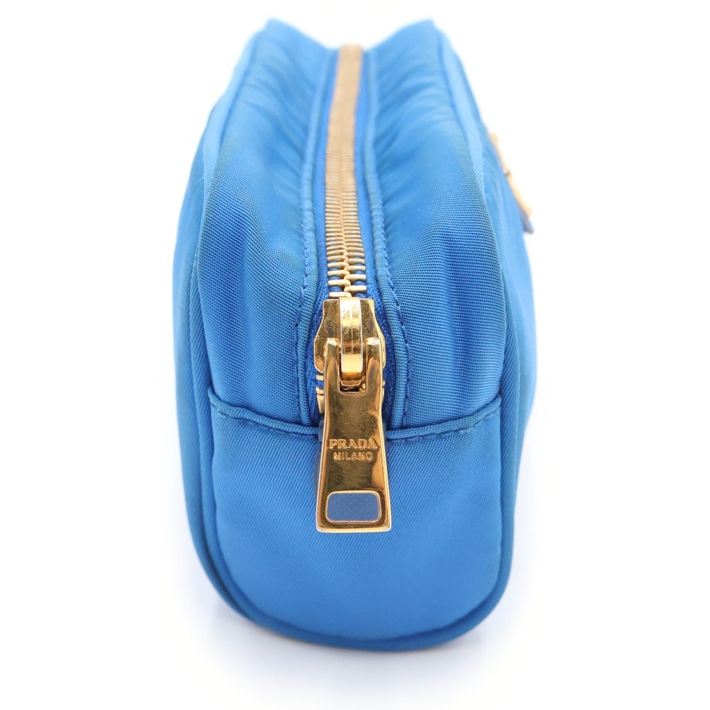 PRADA(プラダ) トライアングルロゴプレート ナイロンポーチ ブルー レディース