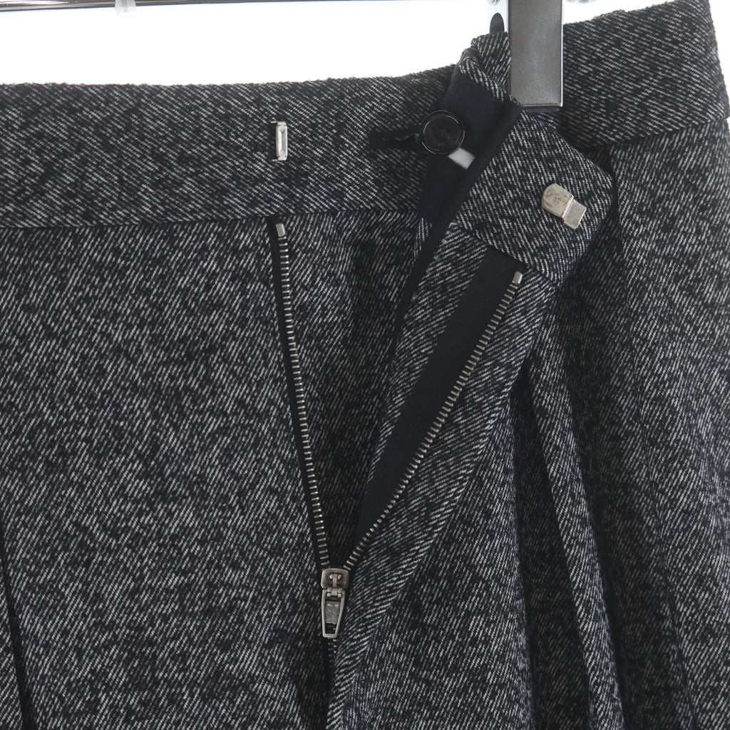 LOEWE(ロエベ) マルチポケット ウール 2タック ワイドスラックスパンツ ブラック H526Y04WH2