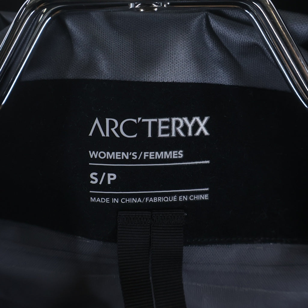 ARC'TERYX(アークテリクス) Beta Jacket W ベータ フーデッドナイロンジャケット レディース ブラック X000010514