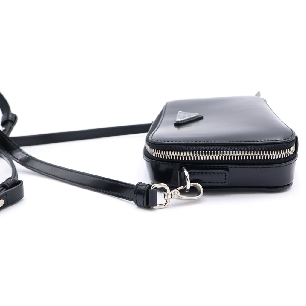 PRADA(プラダ) BRIQUE ブリック ブラッシュドレザー メタルロゴ