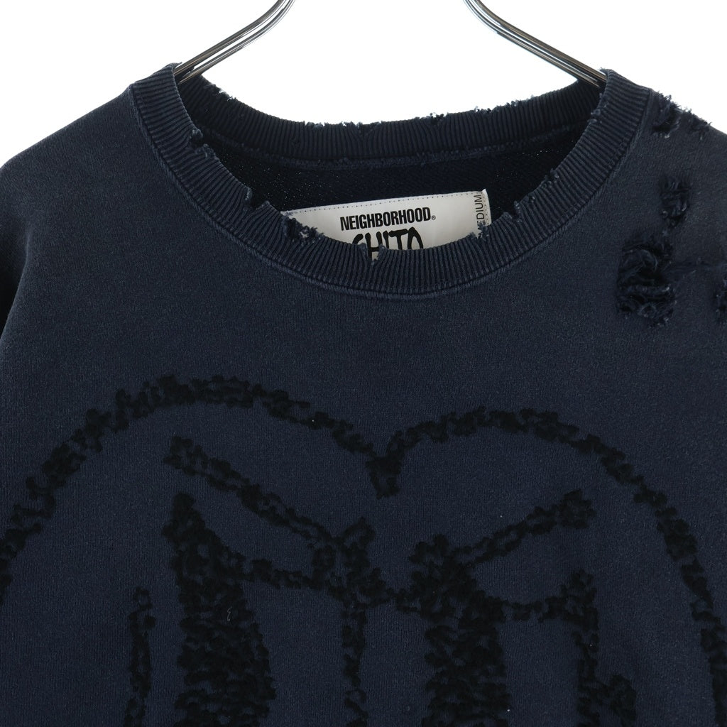 NEIGHBORHOOD(ネイバーフッド) 25AW ×CHITO SAVAGE SWEAT SHIRT LS チト ダメージ加工 フロントイラスト刺繍 クルーネックスウェットトレーナー ネイビー 252OKCIN-CSM01S