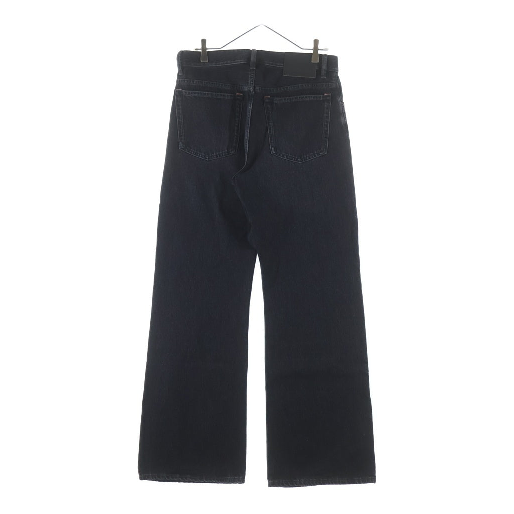 Acne Studios(アクネ ストゥディオズ) 2021M Black LOOSE BOOTCUT JEANS バックロゴパッチ ウオッシュド加工 マルチポケット ボタンフライ ルーズブーツカット デニム パンツ ブラック B00269