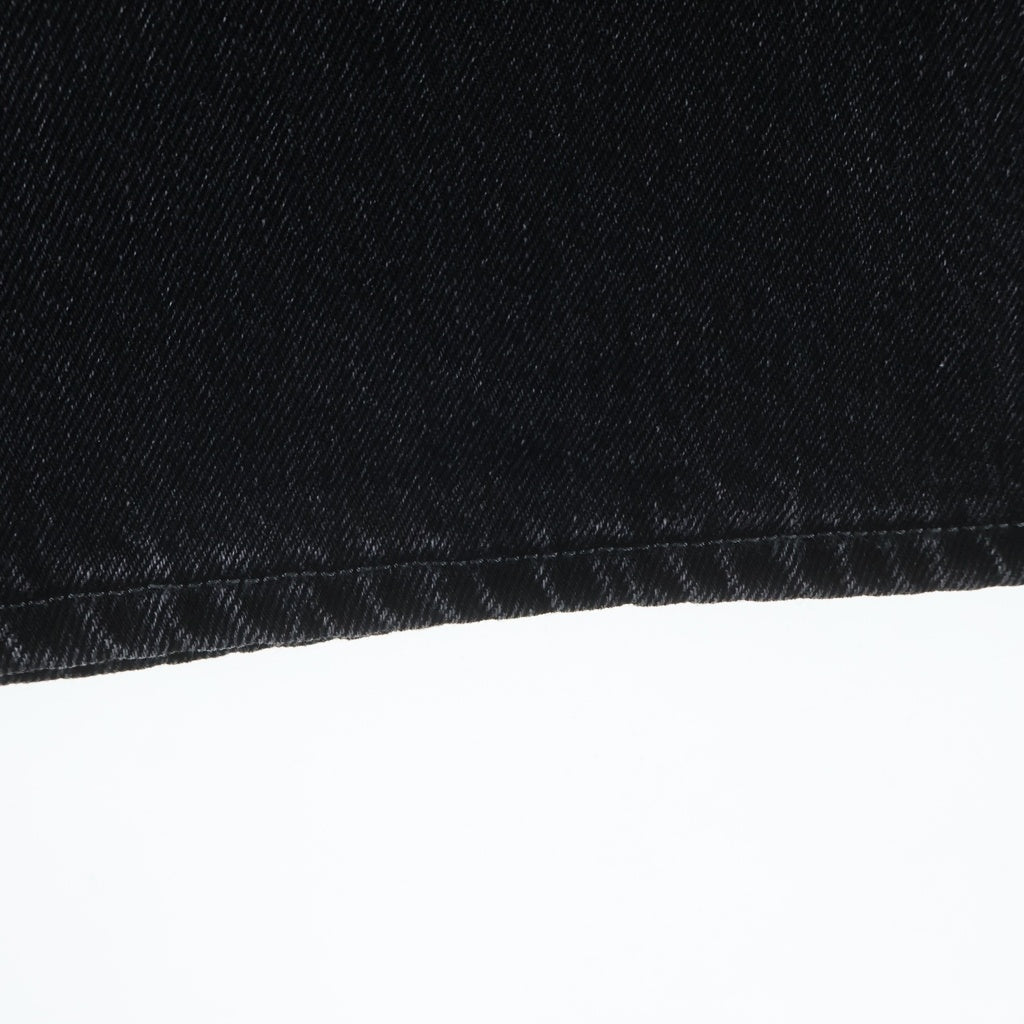Acne Studios(アクネ ストゥディオズ) 2021M Black LOOSE BOOTCUT JEANS バックロゴパッチ ウオッシュド加工 マルチポケット ボタンフライ ルーズブーツカット デニム パンツ ブラック B00269