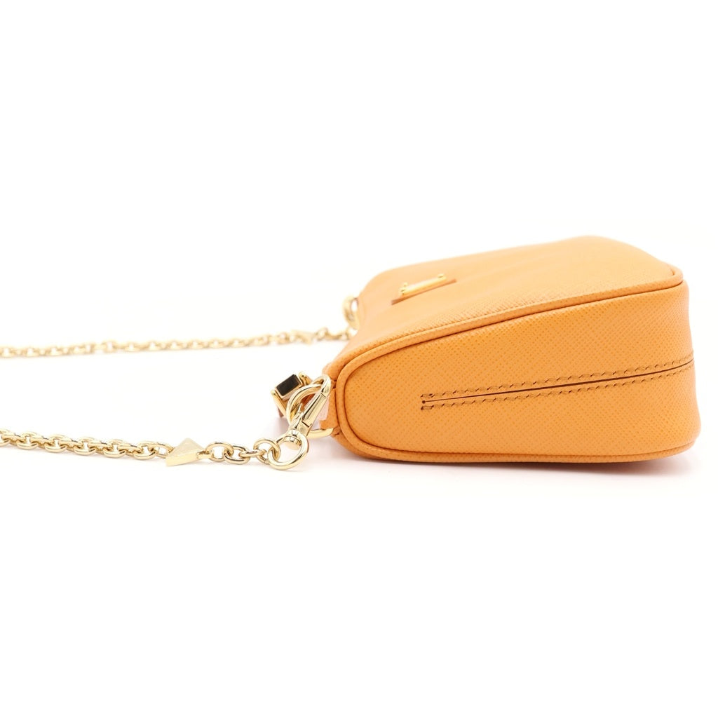 PRADA(プラダ) AMBRA サフィアーノレザー 三角ロゴプレート ショルダーバッグ オレンジ 1BC245 NZV F0287 レディース