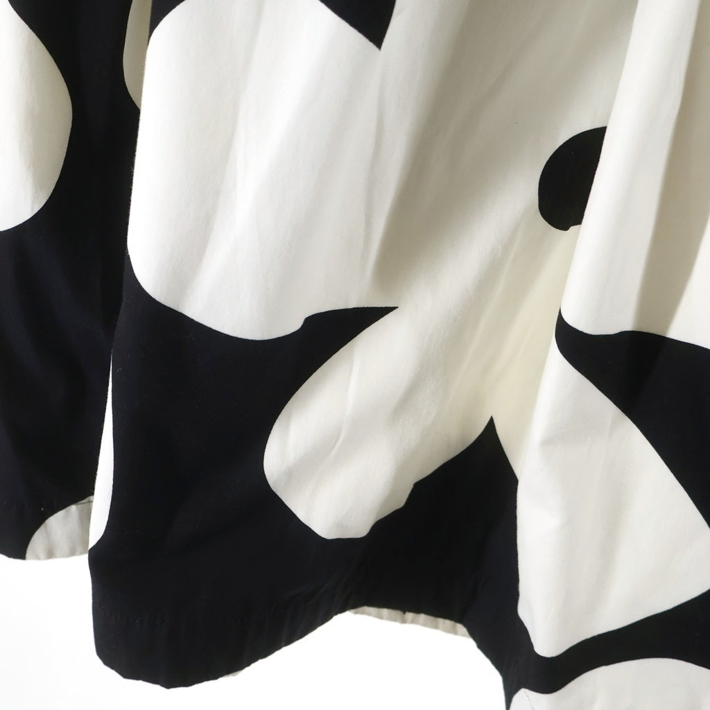 COMME des GARCONS(コムデギャルソン) 22SS AD2021 フラワーパターン コットン タックフレア ロングスカート ホワイト/ブラック レディース GI-S007