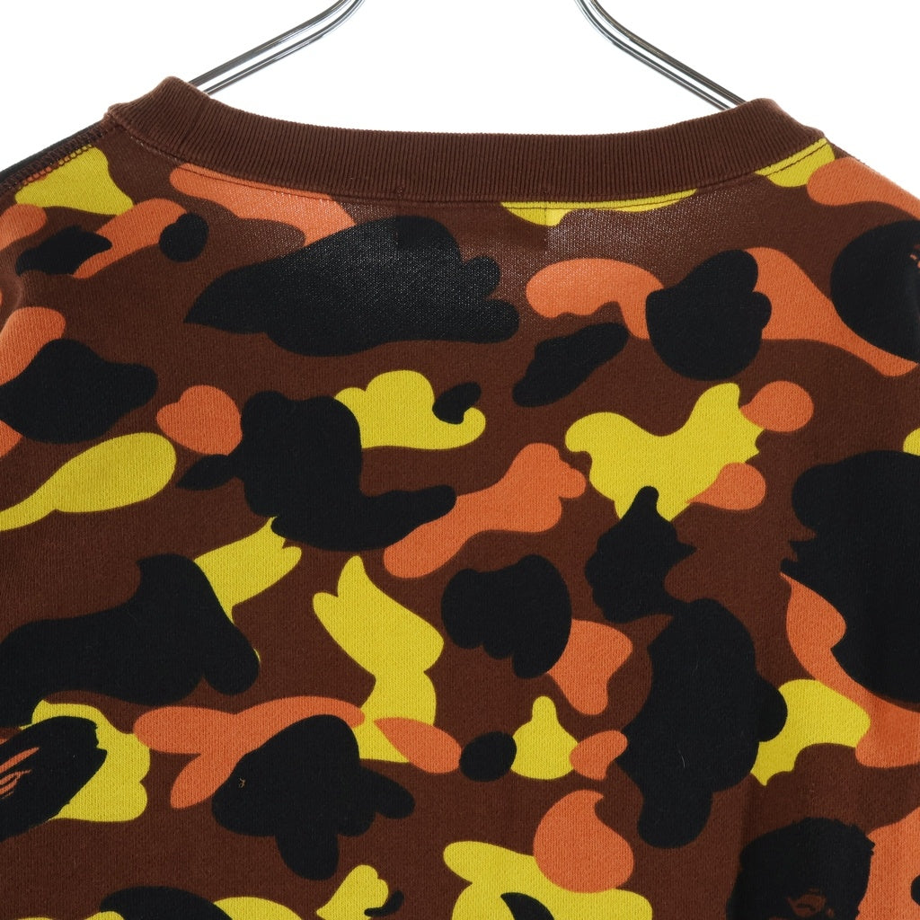 A BATHING APE(アベイシングエイプ) 1ST CAMO SHARK CREWNECK