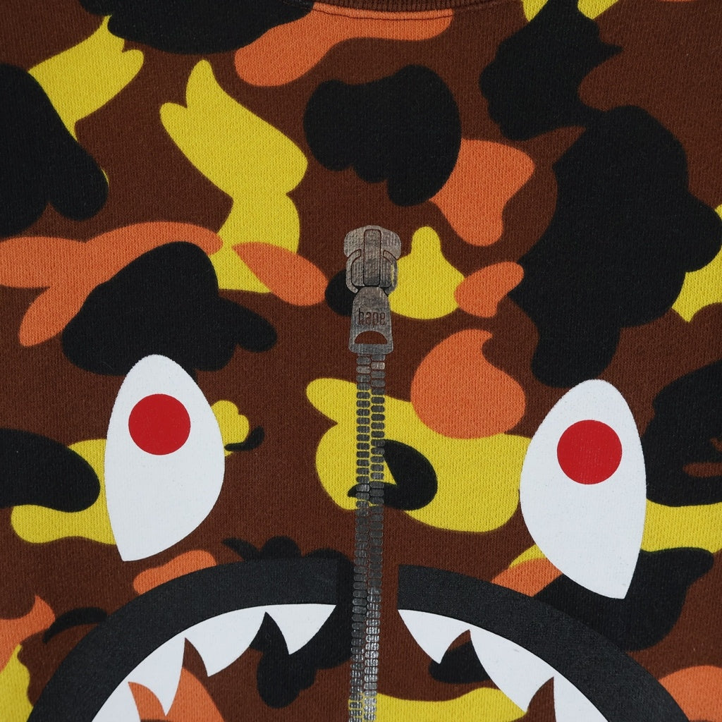 A BATHING APE(アベイシングエイプ) 1ST CAMO SHARK CREWNECK