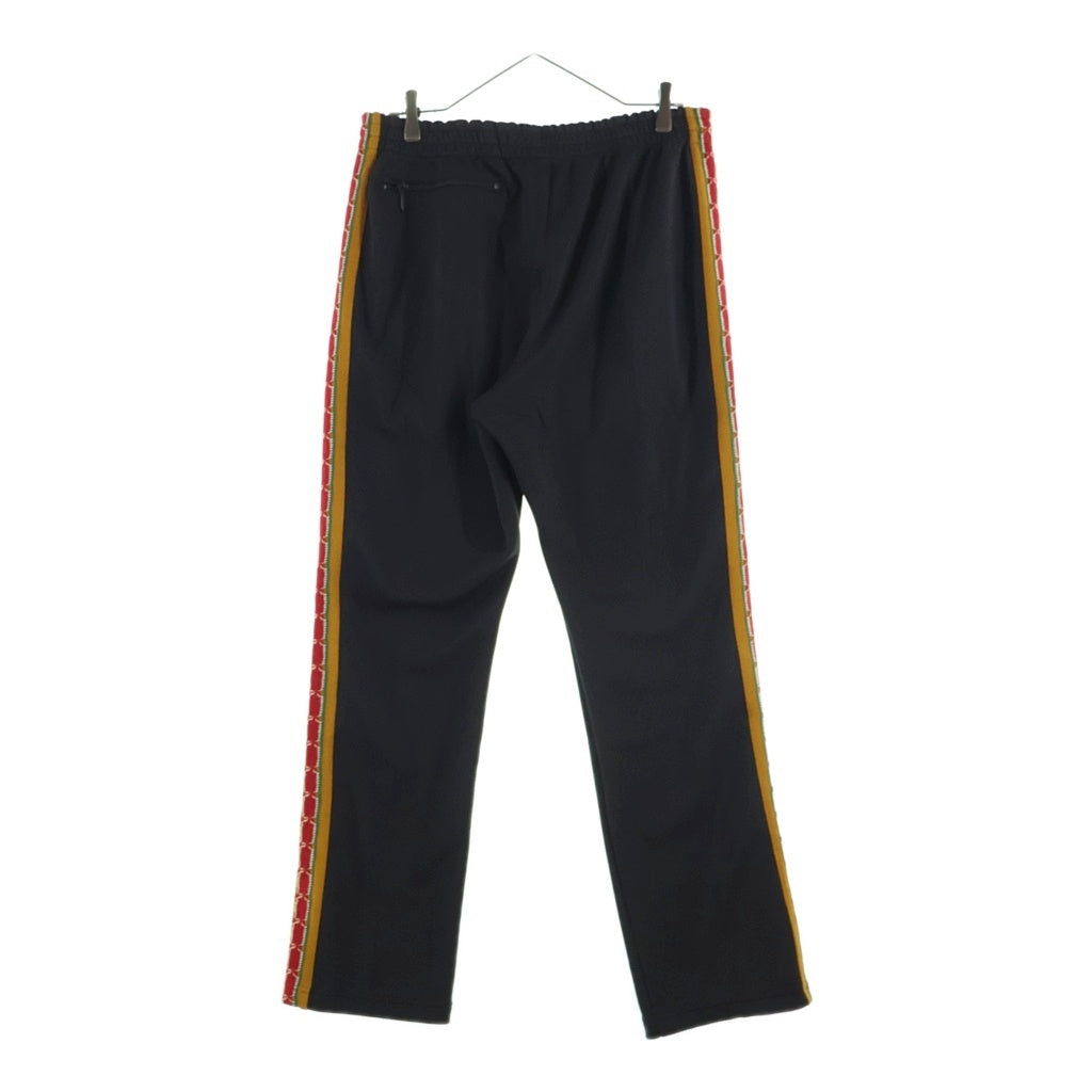 Needles(ニードルス) 23AW ×Sasquatchfabrix NARROW TRACK PANT サスクワッチファブリックス ロゴ刺繍 サイドライン ナロートラックパンツ ブラウン 23AW-PA9-071