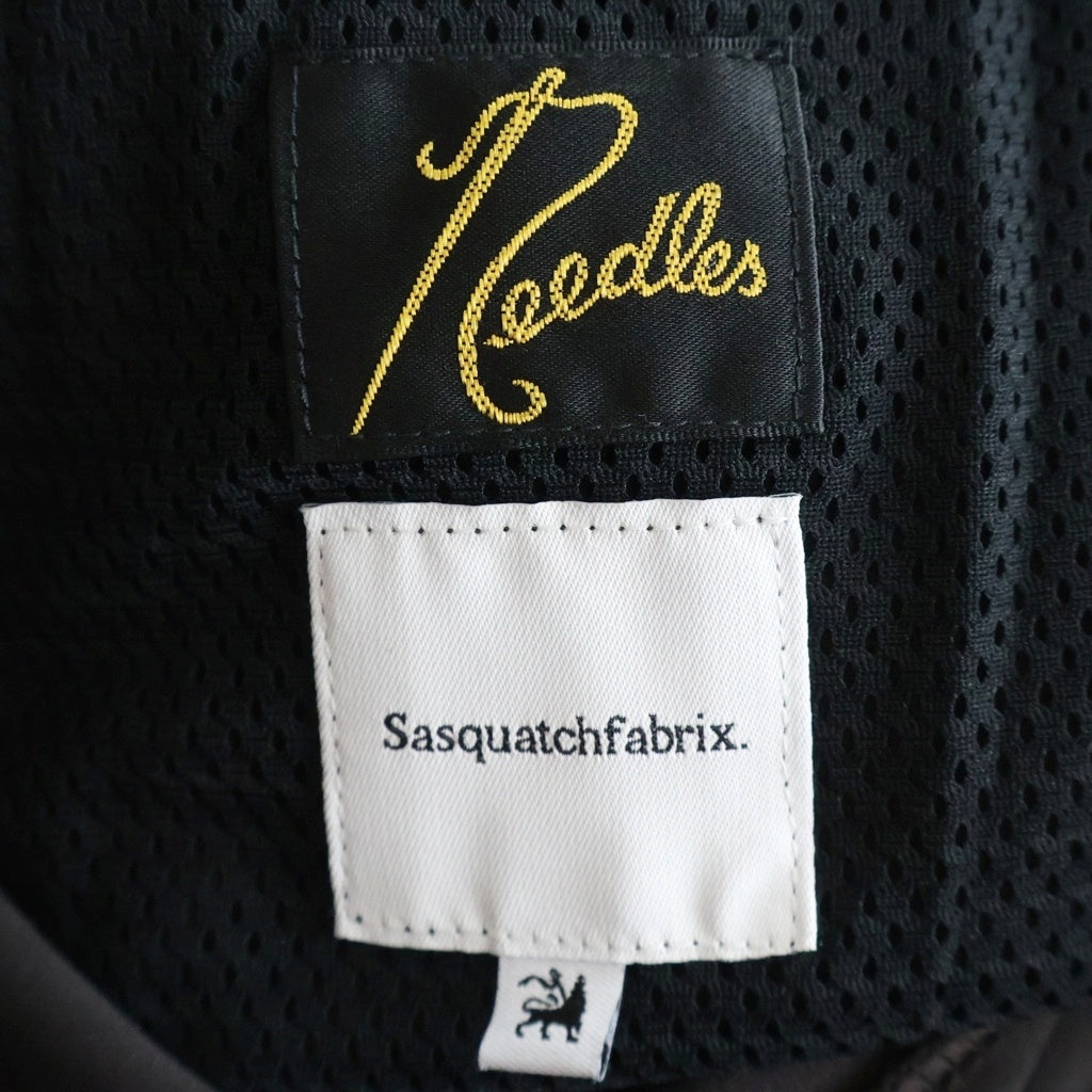 Needles(ニードルス) 23AW ×Sasquatchfabrix NARROW TRACK PANT サスクワッチファブリックス ロゴ刺繍 サイドライン ナロートラックパンツ ブラウン 23AW-PA9-071