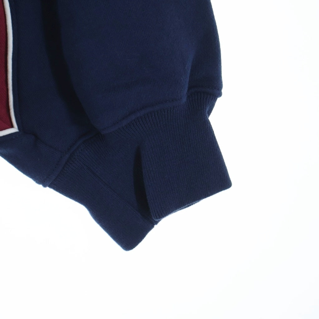 Palace Skateboards(パレススケートボーズ) 25AW PALACE 09 CREW フロントロゴワッペン刺繍 Vネックスウェットトレーナー ネイビー/レッド