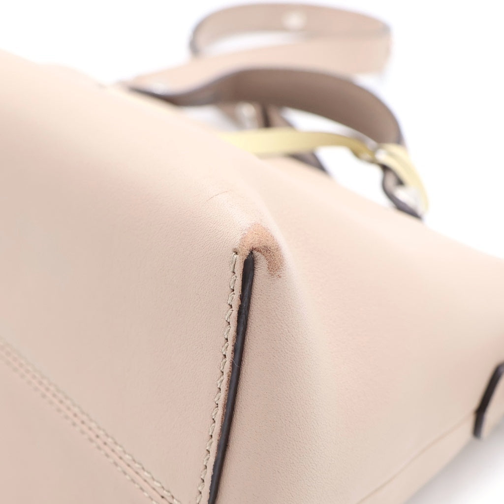 FENDI(フェンディ) BY THE WAY MEDIUM バイザウェイ ミディアム ハンド