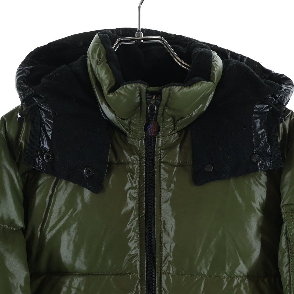 MONCLER(モンクレール) BADIA バディア パッチデザイン ナイロン フーデッドダウンジャケット カーキ 45308