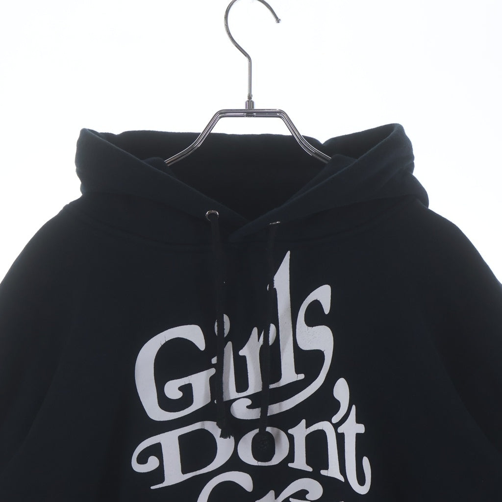 UNDERCOVER(アンダーカバー) × Girls Don't Cry ガールズドンクライ フロントロゴプリント プルオーバースウェットパーカー フーディー ブラック MUU9805-1