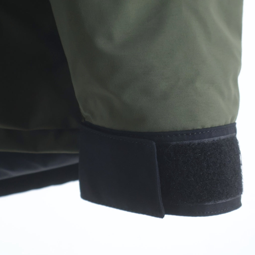 THE NORTH FACE(ザノースフェイス) GORE-TEX Mountain Down Jacket ゴアテックス マウンテン ダウンジャケット カーキ ND91930