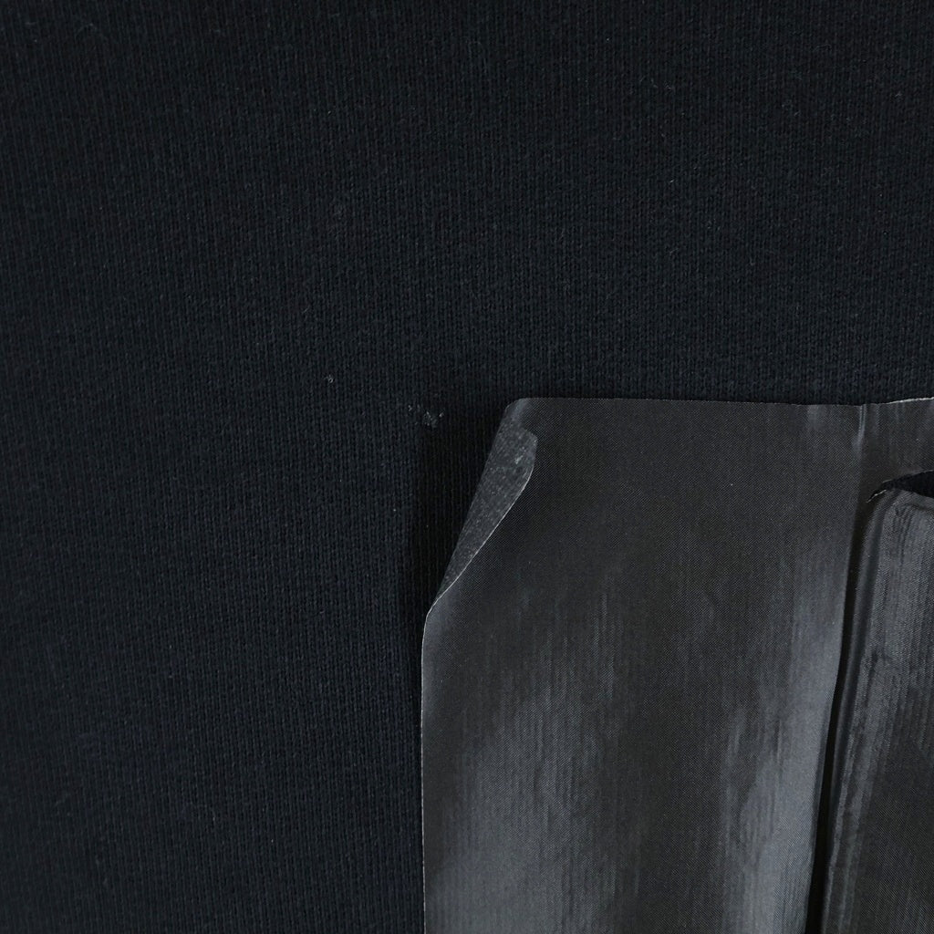 GIVENCHY(ジバンシィ) 胸テープデザイン クルーネックスウェットトレーナー ブラック BMJ0AC305B