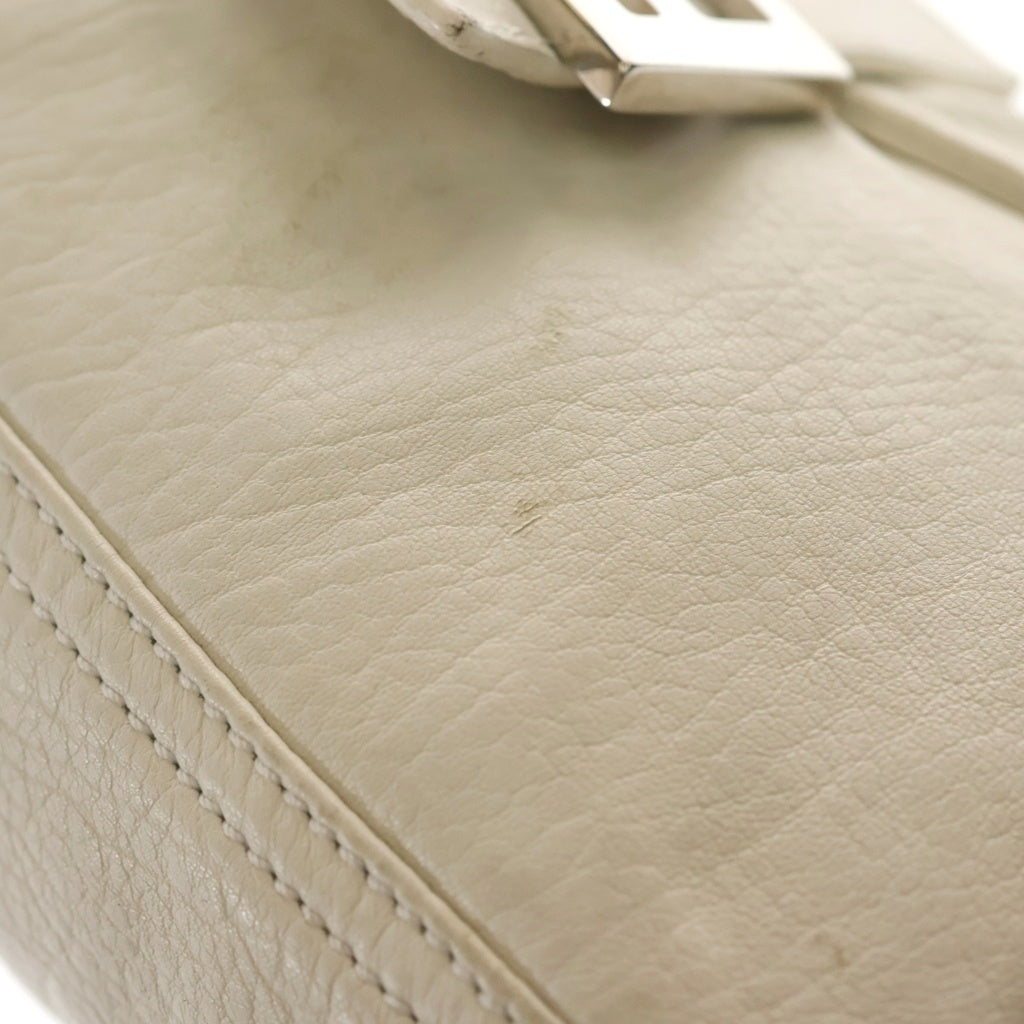 FENDI(フェンディ) マンマバケット レザー シルバーFF金具 ワンショルダーバッグ ホワイト 8BR003 レディース