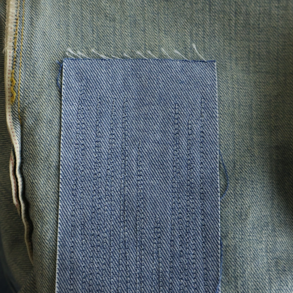 Levi's VINTAGE CLOTHING(リーバイス ビンテージ クロージング) 501XX 1947モデル 復刻 ボタン裏3015 カウレザーパッチ ボタンフライデニムパンツ インディゴ 47501-0220