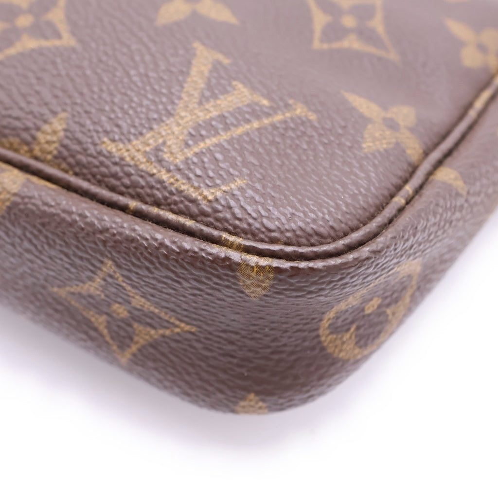 LOUIS VUITTON(ルイヴィトン) モノグラム ポシェットアクセソワール ゴールド金具 レザー ハンドバッグ ポーチケース ブラウン M51980 レディース