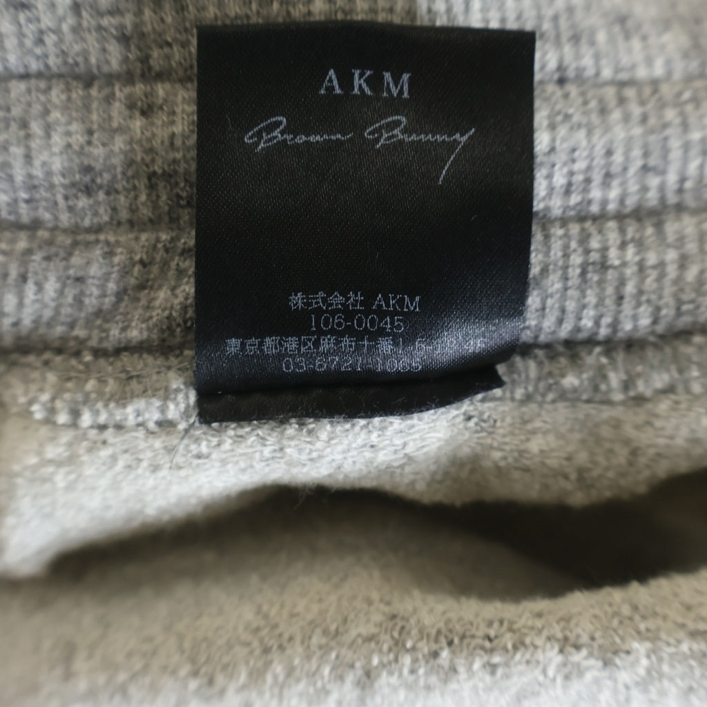 AKM(エーケーエム) ×BROWN BUNNY DIAGONAL ZIP BIKER -COMFORT ブラウンバニー ストレッチ バイカースウェットパンツ グレー ZJ060-CNU079