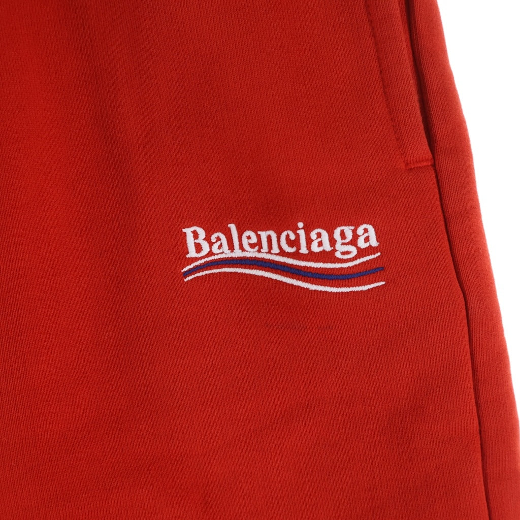 BALENCIAGA(バレンシアガ) 22SS Political Campaign Sweat Shorts ポリティカル キャンペーンロゴ刺繍 スウェットショーツ ハーフパンツ レッド 676137 TKVI9