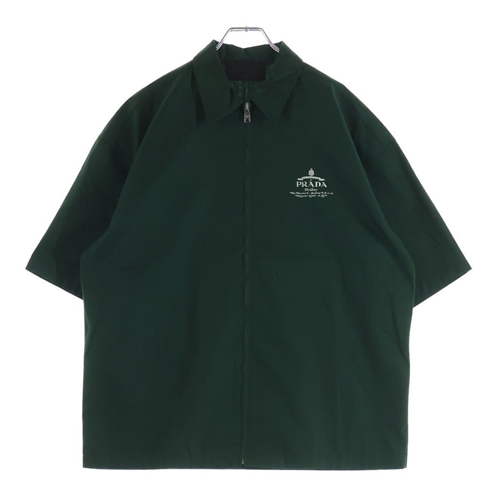 PRADA(プラダ) 24SS レタリングロゴ 半袖ジップアップシャツ グリーン SC781