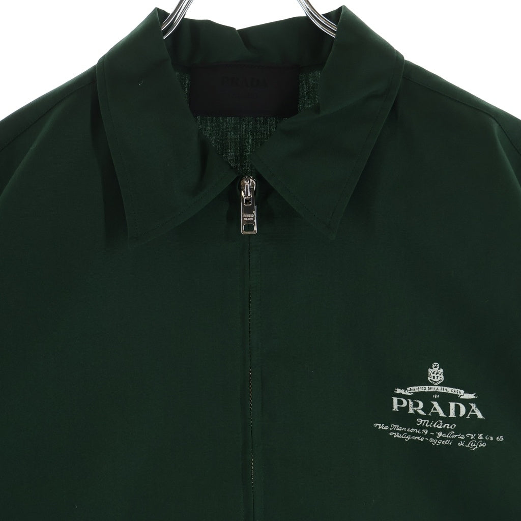 PRADA(プラダ) 24SS レタリングロゴ 半袖ジップアップシャツ グリーン SC781