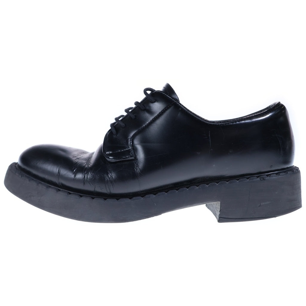 PRADA(プラダ) レースアップ プレーントゥ ローカットブラッシュドレザーシューズ レディース ブラック DNC713