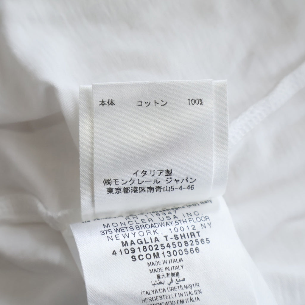 MONCLER(モンクレール) トリコロール 前面プリント ロゴ コットン クルーネック 半袖Tシャツ カットソー ホワイト 310918025450
