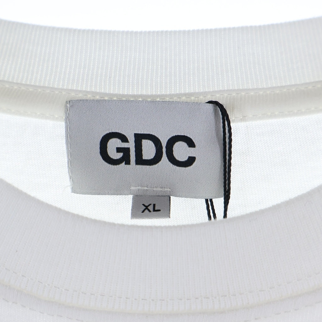 GDC(ジーディーシー) 25SS KINSKI T-SHIRT キンスキー フロントプリントTシャツ 半袖クルーネックカットソー ホワイト GD0011