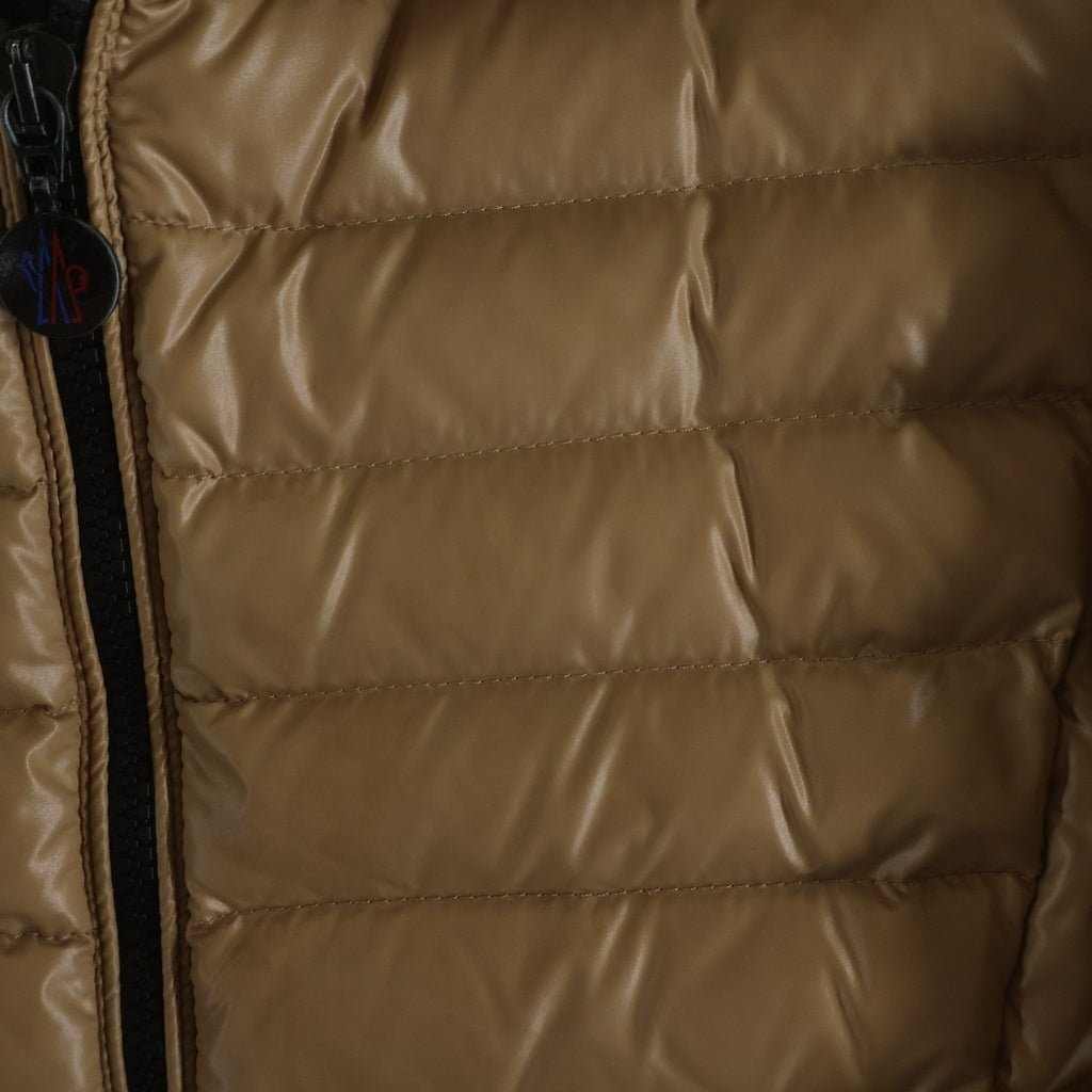 MONCLER(モンクレール) LIERRE GIUBBOTTO ロゴエンブロイダリー リブニット ジップアップ ダウンジャケット レディース ベージュ 112-093-46931-05