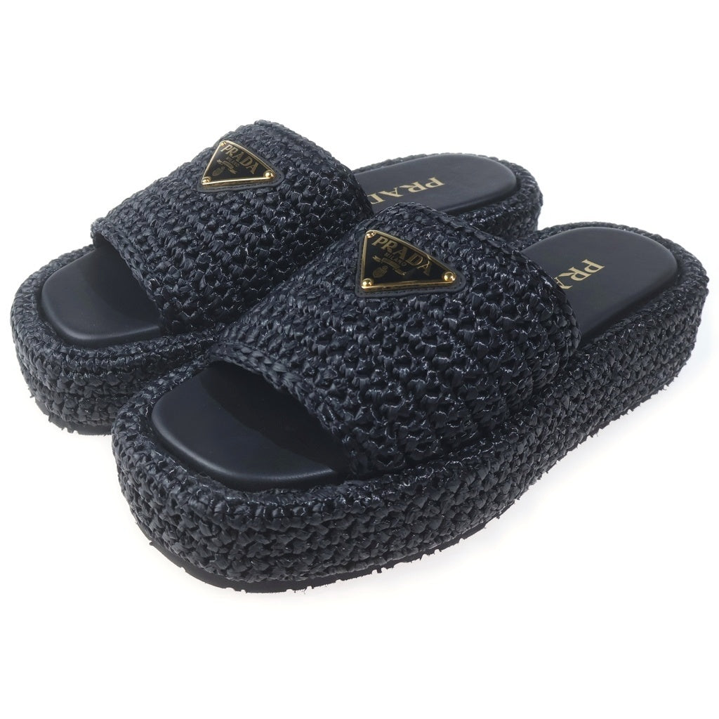 PRADA(プラダ) ラフィア トライアングルロゴプレート フラットフォームスライドサンダル ブラック 35 1XZ761 レディース