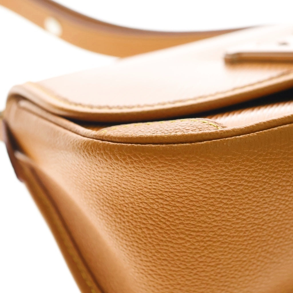 LOUIS VUITTON(ルイヴィトン) エピ ビュシNM 2WAY レザー LVロゴ金具 ショルダーバッグ ブラウン M59459 レディース