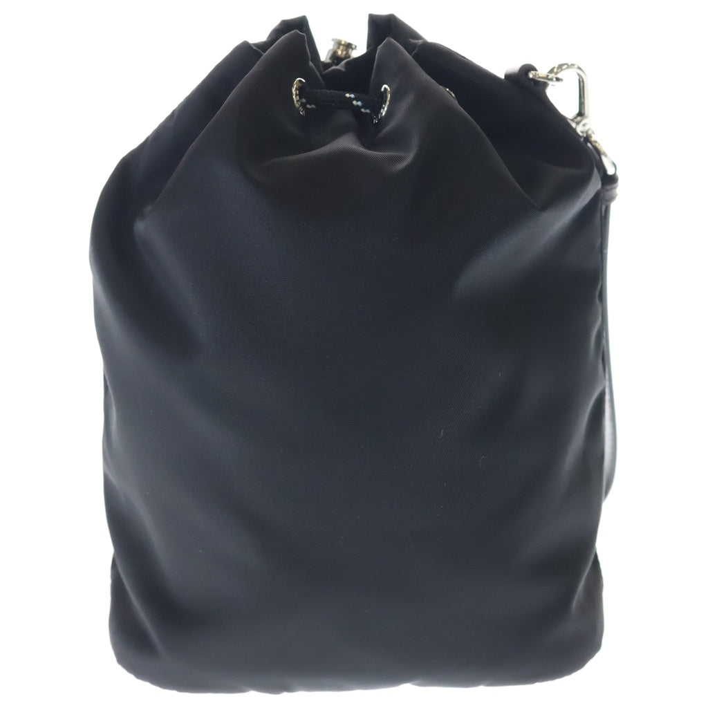 PRADA(プラダ) SPEEDROCK RE-NYLON POUCH スピードロック リナイロン 三角ロゴプレート ポーチ 巾着バッグ ブラック 2NE067